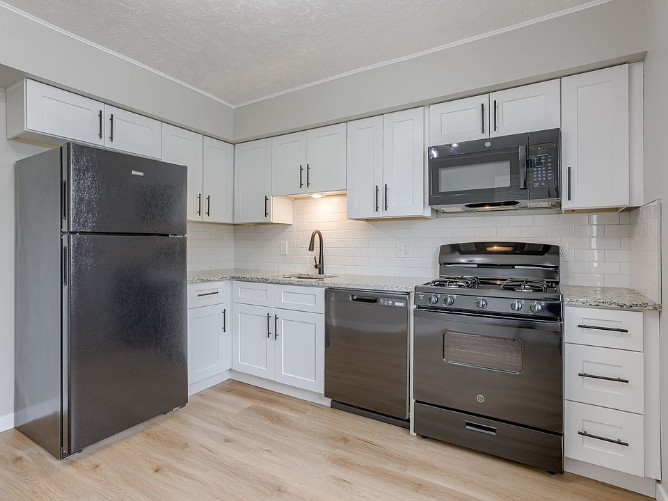 1st image of 4713 Davenport St APT 9