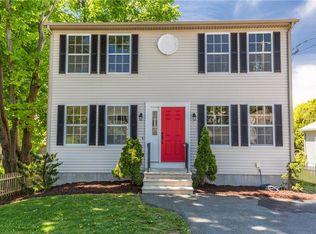 39 Sumner St, Cumberland, RI 02864