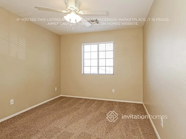 6707 W Desert Ln — Photo 11