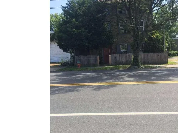 7703 Ridge Ave, Philadelphia, PA 19128