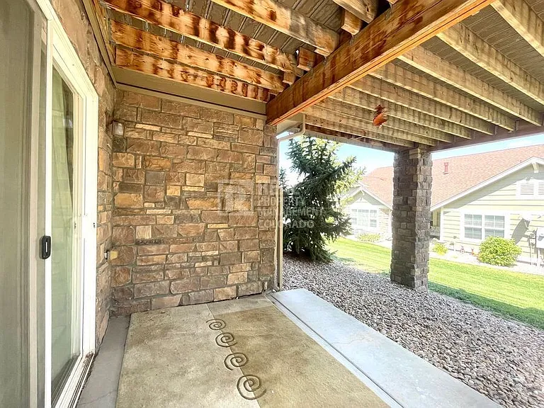 7586 S Biloxi Ct — Photo 16