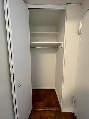 Rented by Bond New York | media 11