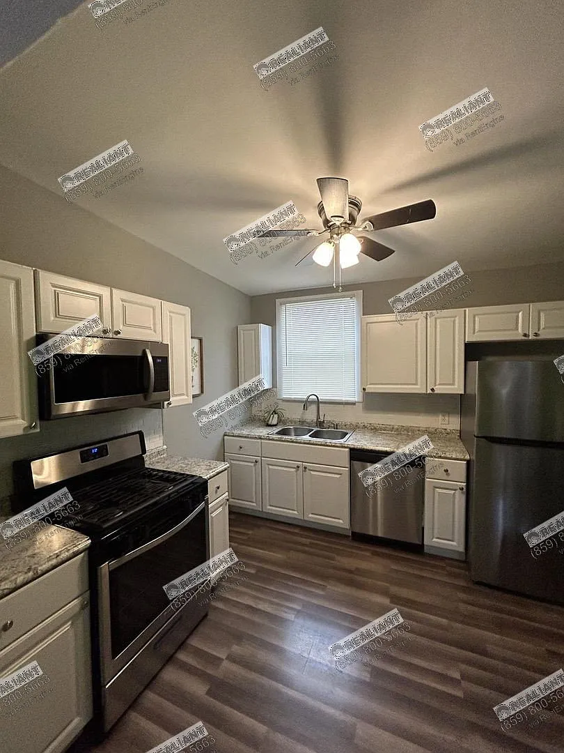 2 bed, 1.0 bath, 902 sqft, $1,295 — Photo 4