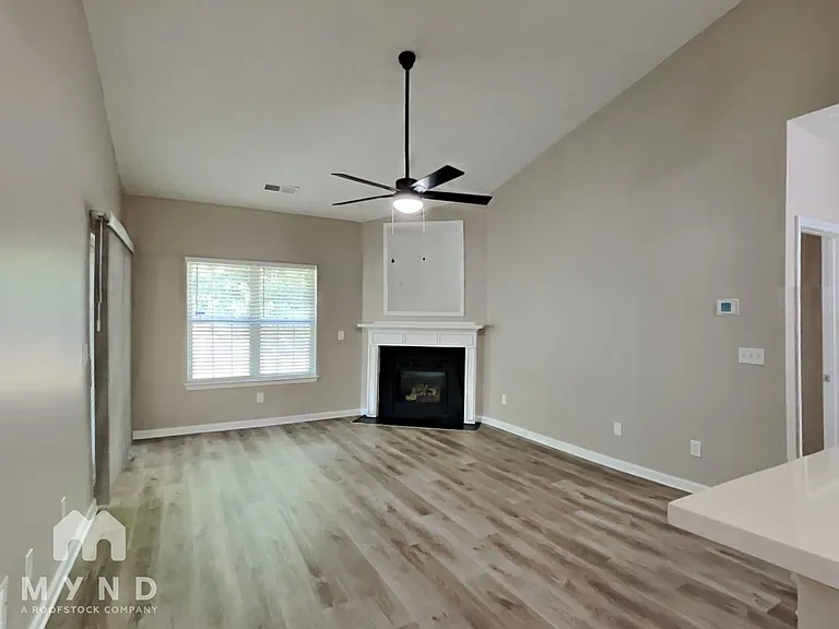 8315 Somerset Way — Photo 10