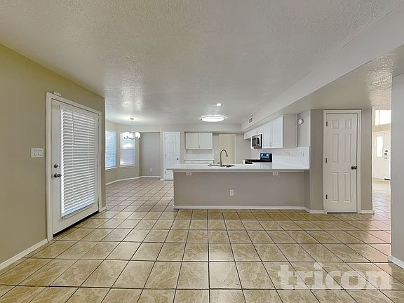 2nd image of 8416 La Paloma Ct NW