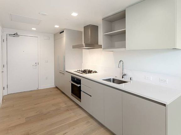 2nd image of 1545 Pine St #302