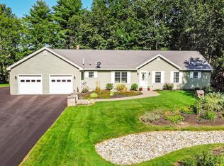 6 Carey Ln, Gardiner, ME 04345