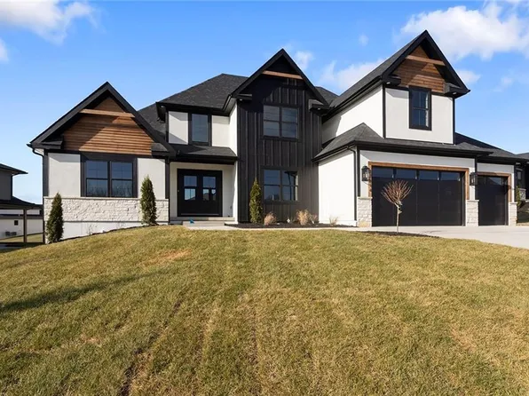 13614 NE 114th Pl, Kearney, MO 64060