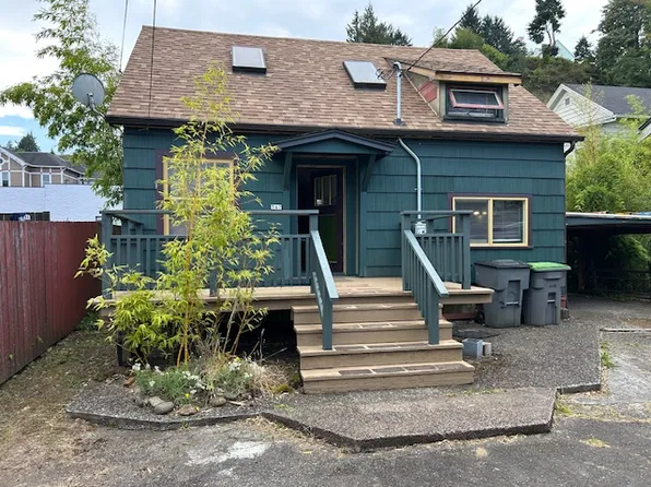 547 Bond St, Astoria, OR 97103