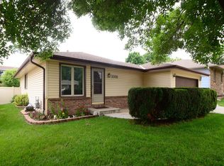 2101 Benton St, Lincoln, NE 68521