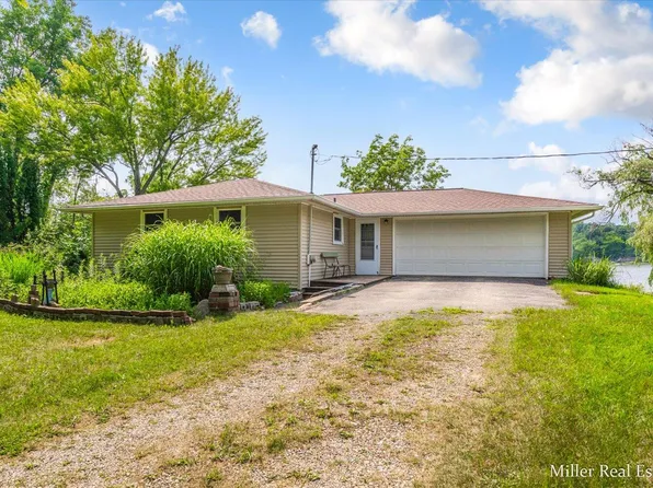 5638 Meisenbach Dr, Hastings, MI 49058