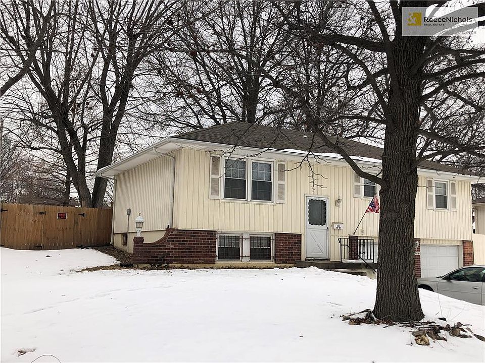2nd image of 3904 S Maybrook Ave