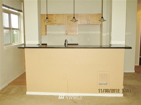 2nd image of 111 108th Avenue NE #B406