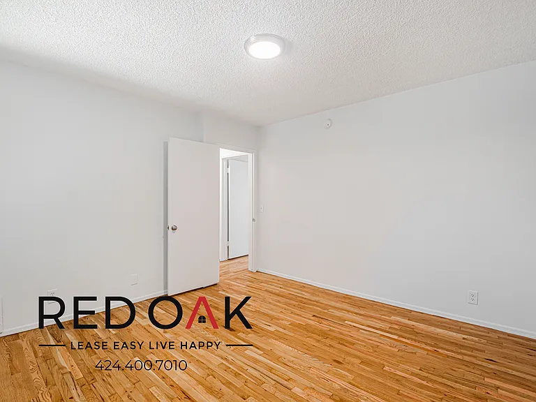 4961 Coldwater Canyon Ave #15 — Photo 21