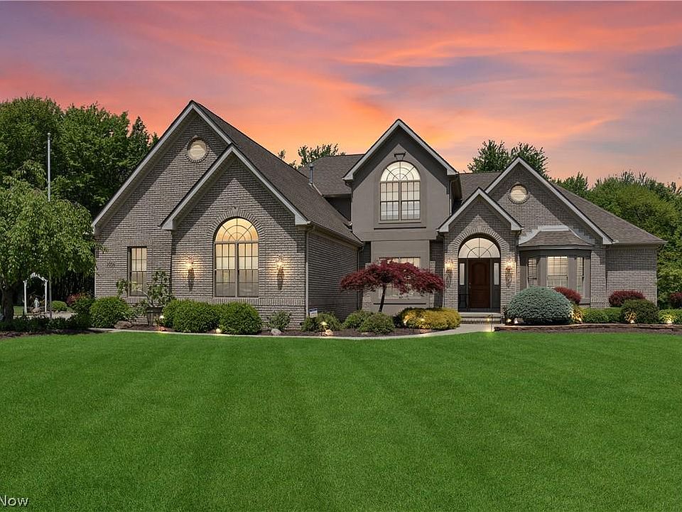1st image of 3056 Osage Way