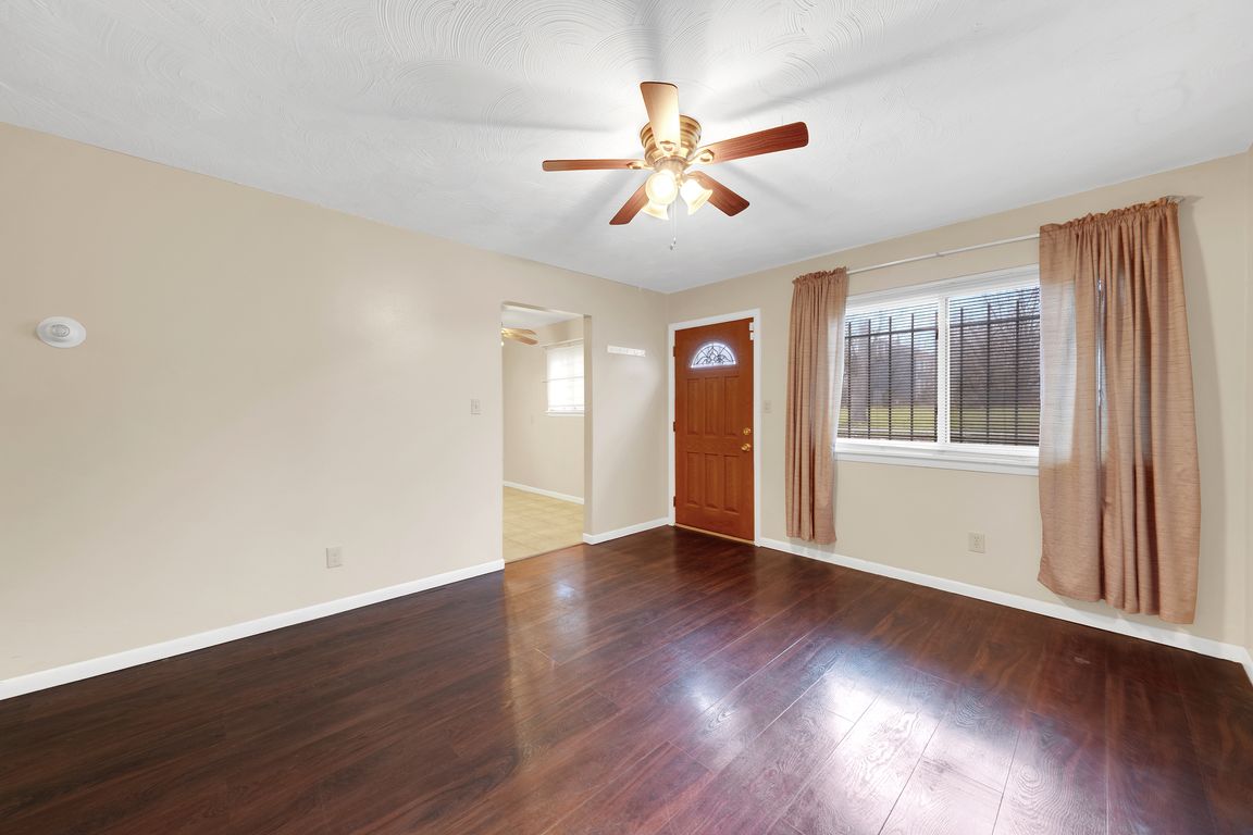 next background image