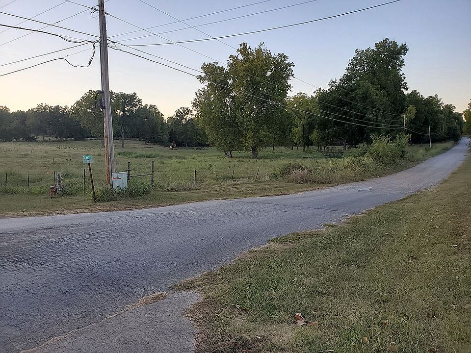 2nd image of Corner Of East Hancock