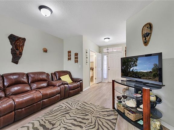 4th image of 6268 Olivedale Dr
