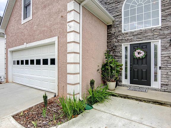 3rd image of 234 Dornoch Ct