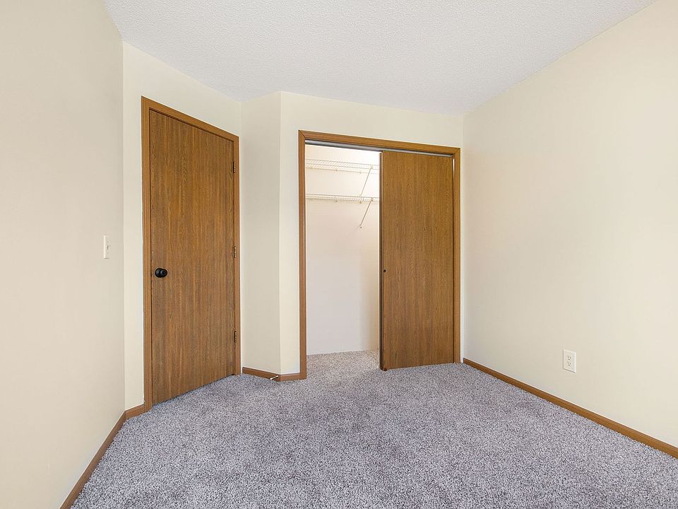 Grandvilla Apartments 2906 Earle Ave SW Grandville MI Zillow