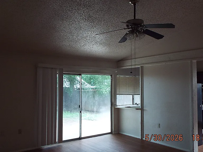 7810 Lazy Forest St — Photo 3