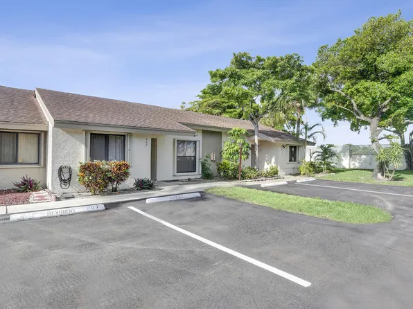 3066 S Oakland Forest Drive #902, Oakland Park, FL 33309