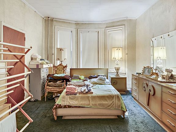 5th image of 4083 Seton Ave #1