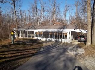 1621 Slaughters Lake Rd, Hanson, KY 42413