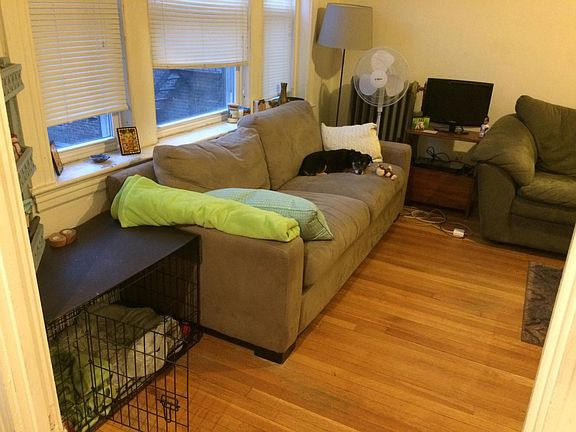 2nd image of 1615 Commonwealth Ave #24A