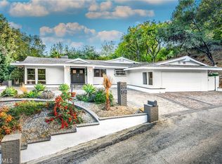 3716 Crownridge Dr, Sherman Oaks, CA 91403