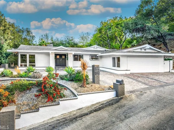 3716 Crownridge Dr, Sherman Oaks, CA 91403