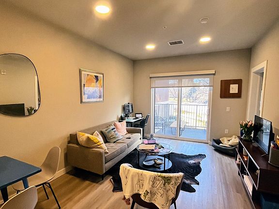 4th image of 1650 N Lafayette St #205