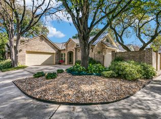 2 Cheltenham Ct, San Antonio, TX 78218