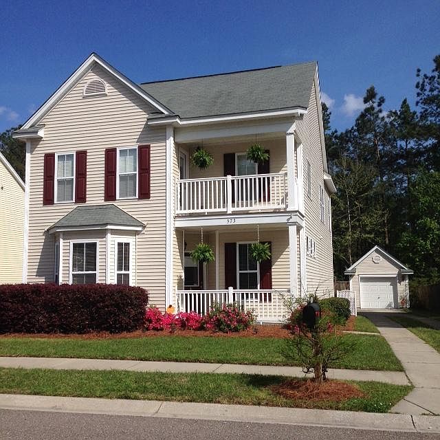 1st image of 573 Delafield Dr