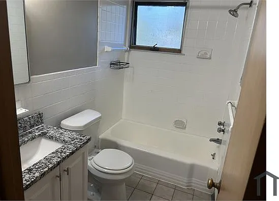 923 S Green Rd — Photo 6