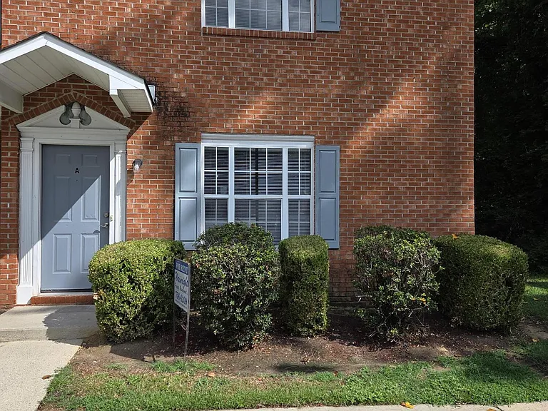 2902 Cedar Creek Rd #A — Photo 1