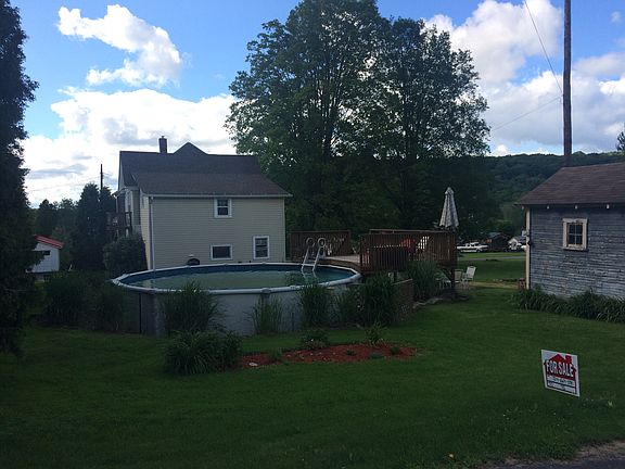 5th image of 92 Highland St