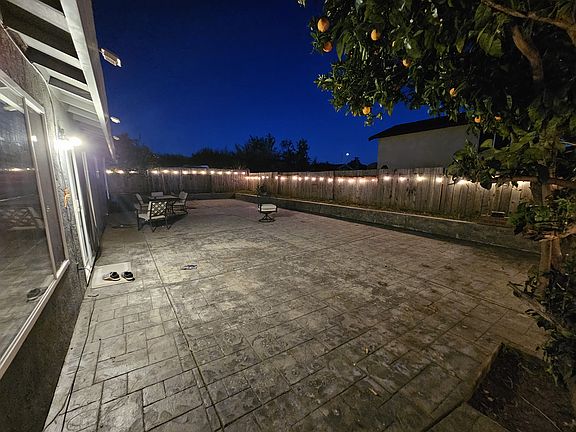 3rd image of 205 Glenview Cir