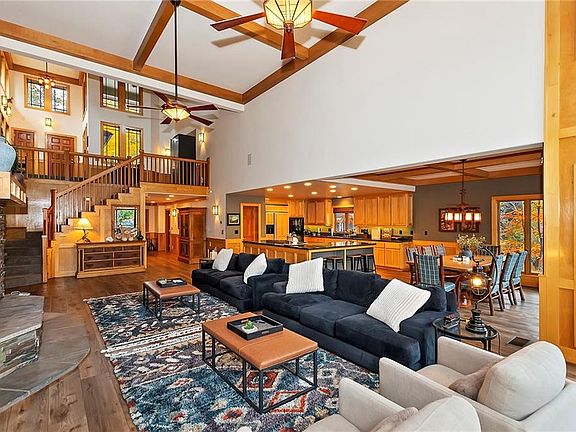 5th image of 39583 Lake Dr
