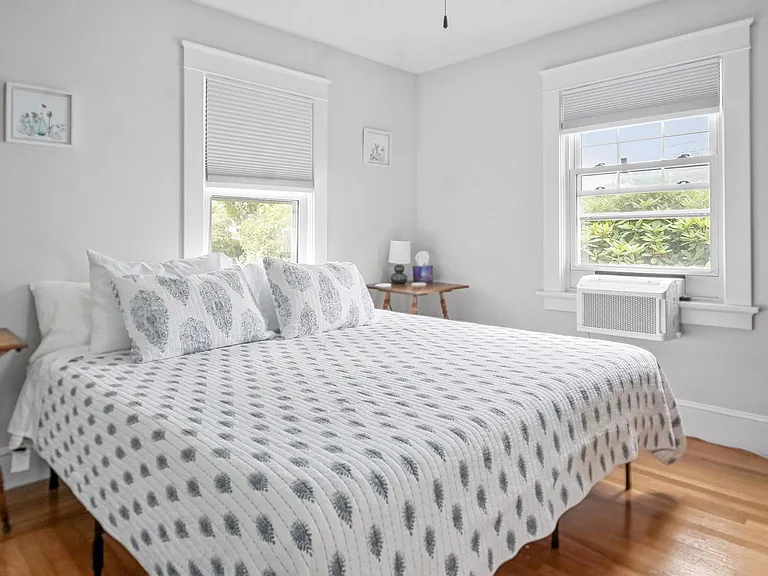 531 Green End Ave #1 — Photo 8