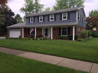 3305 Prestwick Ln, Northbrook, IL
