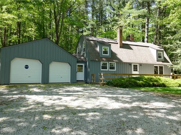 17340 Huntley Rd, Huntsburg, OH 44046