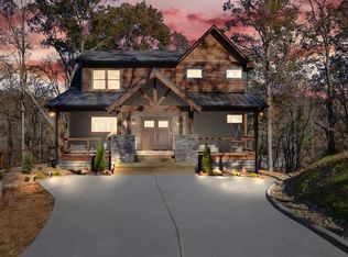 201 Winfield Cir, Blue Ridge, GA 30513