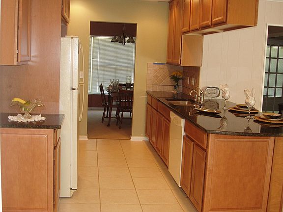 5th image of 13216 Moran Dr