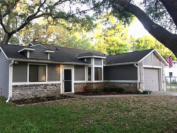 2nd image of 2200 S Magnolia Ave