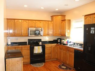 10 Enid St, Worcester, MA 01604