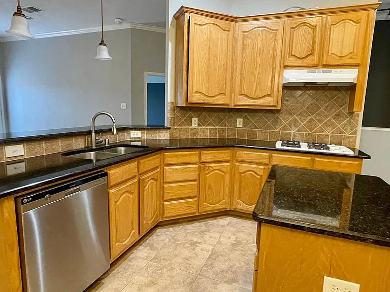 5330 Golfside Dr — Photo 11