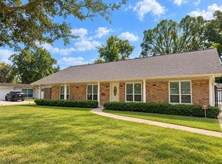 8215 Leader St, Houston, TX 77036