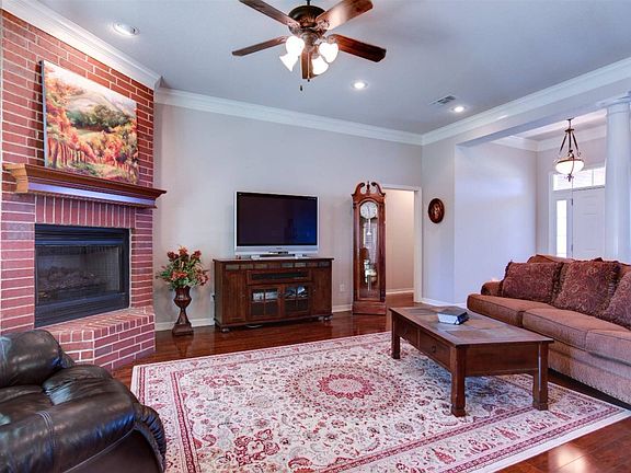 4th image of 6705 Country Hills Dr