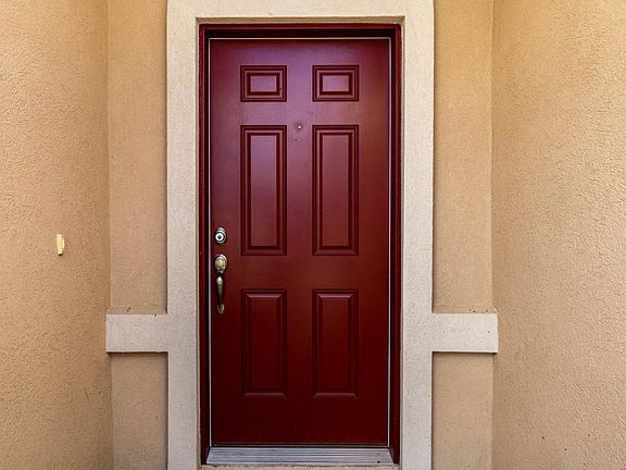 4th image of 160 Prince Albert Ave